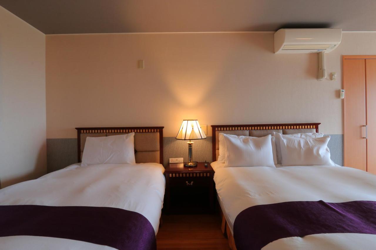 Villa Motobu Hills Bagian luar foto