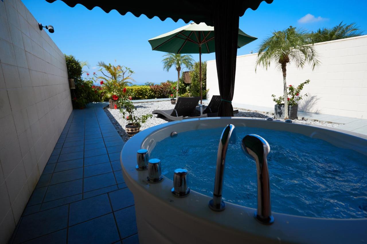 Villa Motobu Hills Bagian luar foto